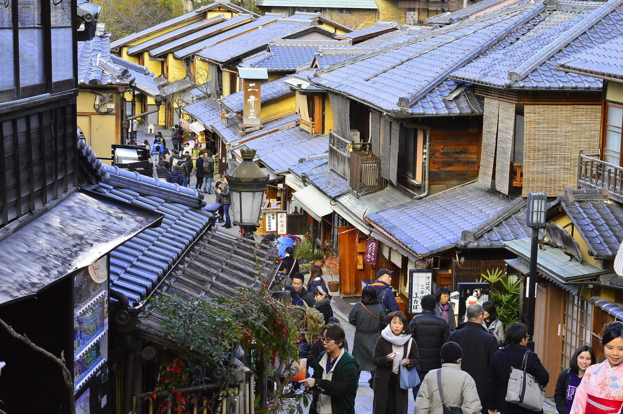 Kiyomizu Sannenzaka - In